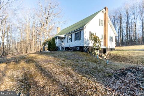 2920 Six Mile Rd, Philipsburg, PA 16866