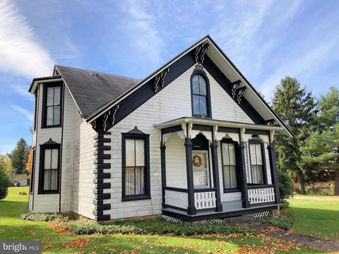 203 Veterans St, Smithmill, PA 16680