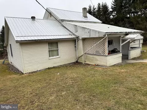 60 Mini St, Grassflat, PA 16839 photo 3