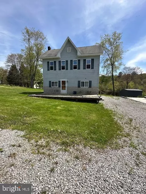 98 Alexander Rd, Madera, PA 16661