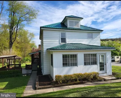 2578 Main St, Madera, PA 16661