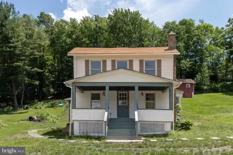 1394 Grassflat Ave, Grassflat, PA 16839