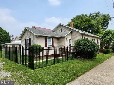 721 Dorey St, Clearfield, PA 16830