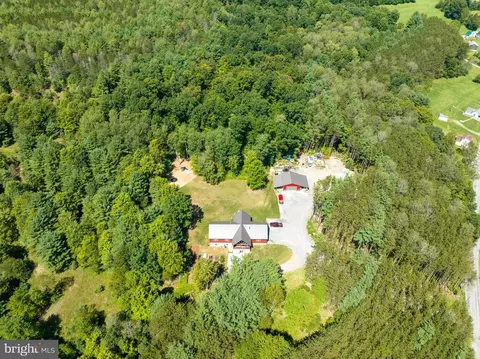 841 Elizabeth St, Coalport, PA 16627