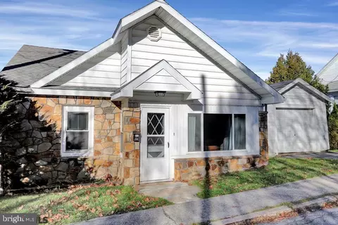 100 Lingle St, Osceola Mills, PA 16666