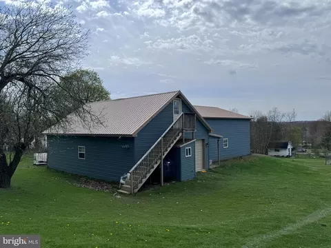 154 Oak St, Smithmill, PA 16680 photo 3