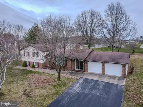 111 Falcon Rd, Morrisdale, PA 16858