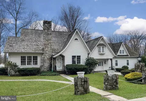 93 Pike St, Smithmill, PA 16680