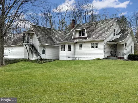 Exterior - 93 Pike St, Smithmill, PA 16680 photo 3 of 15