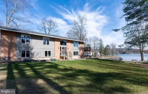 103 James Point Rd, Dubois, PA 15801