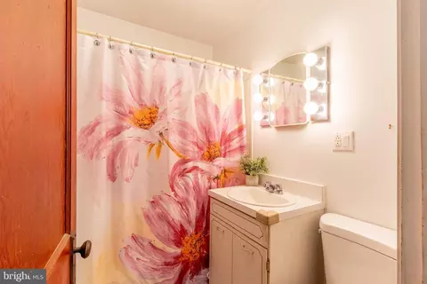 Bath - 208 Dolores St, Ramey, PA 16671 photo 1 of 1
