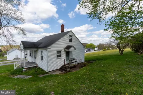 Exterior - 208 Dolores St, Ramey, PA 16671 photo 2 of 4