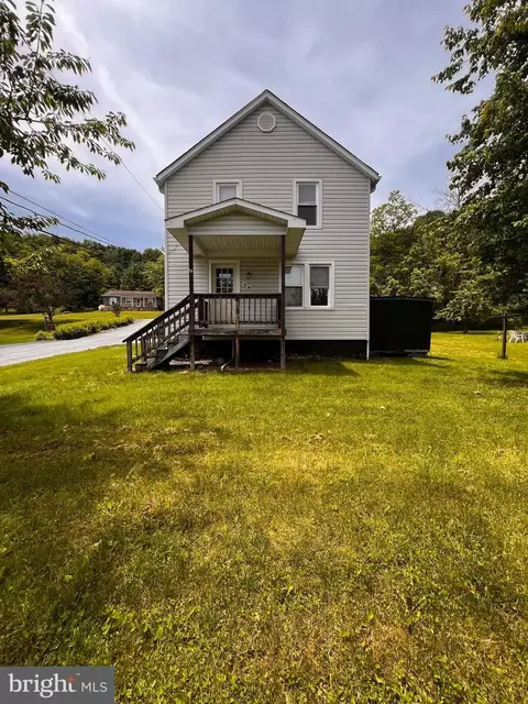 48 Buckhorn Dr, Clearfield, PA 16830