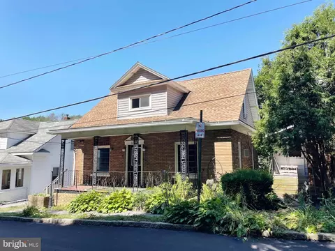 96 Lingle St, Osceola Mills, PA 16666