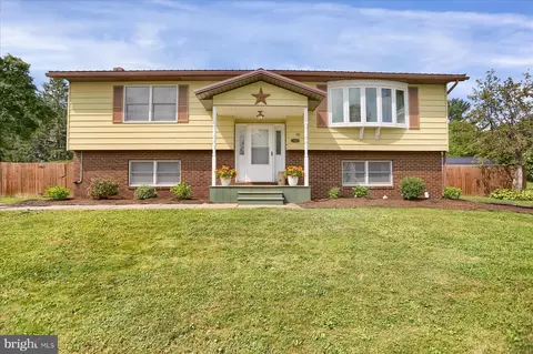 361 Rolling Stone Rd, Kylertown, PA 16847