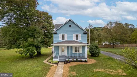 682 Maple St, Lanse, PA 16849
