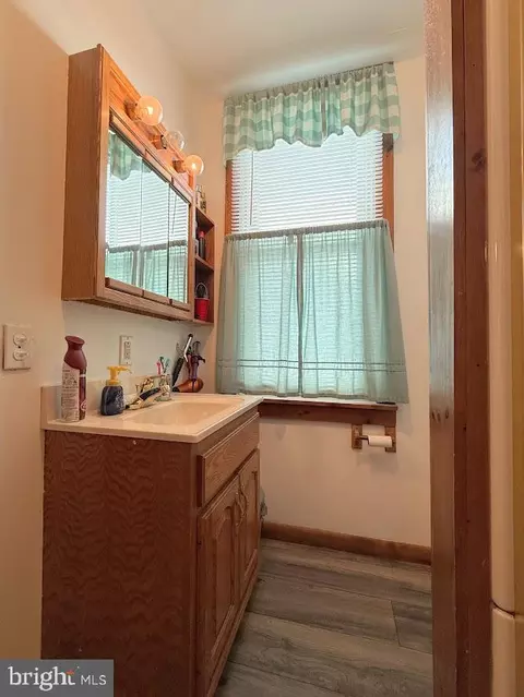 Bath - 356 Main St, Ramey, PA 16671 photo 2 of 4