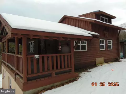 311 Mine Rd, Grassflat, PA 16839