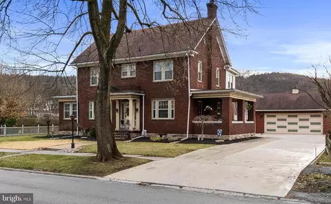 312 Weaver St, Clearfield, PA 16830