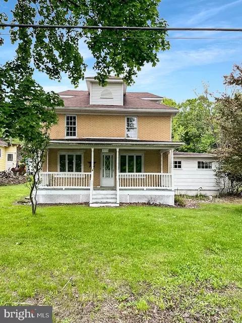 873 Maple St, Lanse, PA 16849