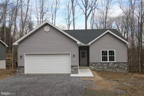 1048 Basse Terre Rd, Dubois, PA 15801