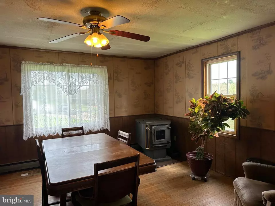 Dining - 1866 Morrisdale Allport Hwy, Philipsburg, PA 16866 photo 1 of 1