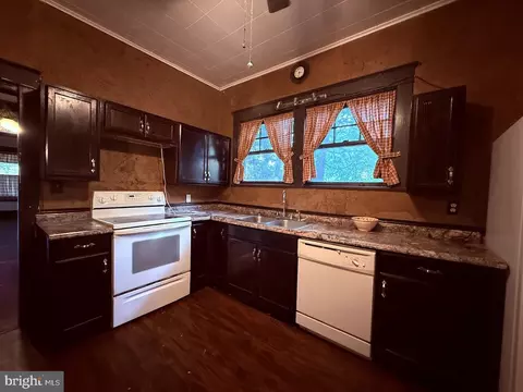 Kitchen - 1178 Cooper Ave, Grassflat, PA 16839 photo 2 of 2