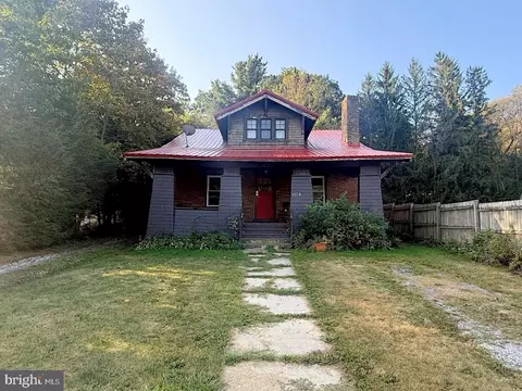 1178 Cooper Ave, Grassflat, PA 16839