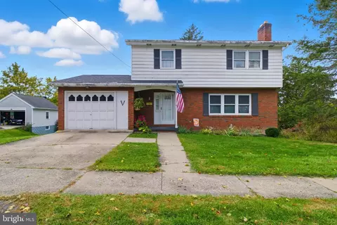 621 Ogden Ave, Clearfield, PA 16830