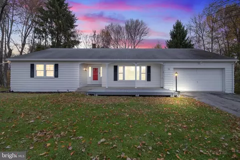 18 Janet St, Houtzdale, PA 16651