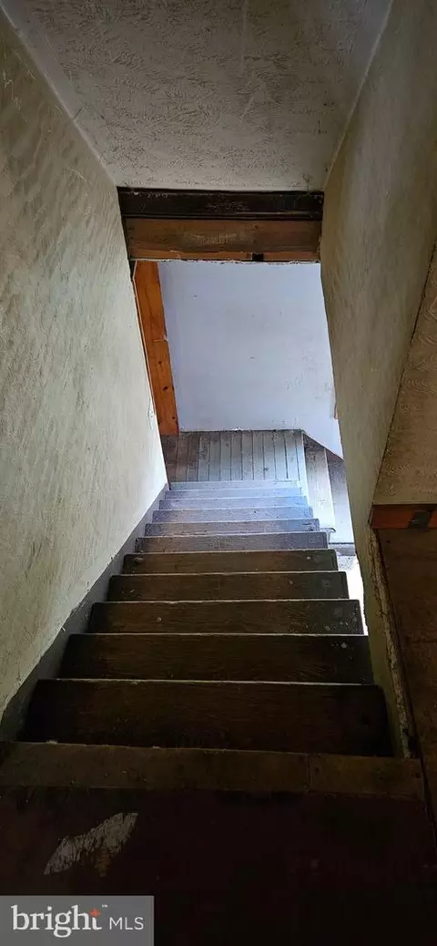 Entry Way - 68 Maple St, Burnside, PA 15721 photo 5 of 10