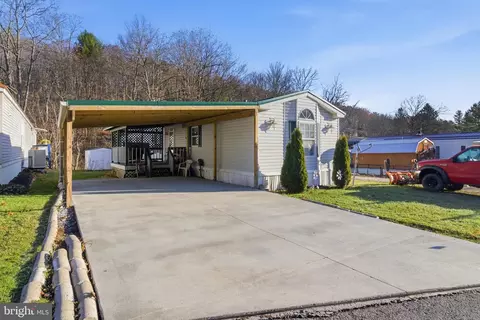 1109 Willow Dr, Clearfield, PA 16830