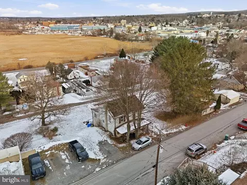 624 Decatur St, Philipsburg, PA 16866