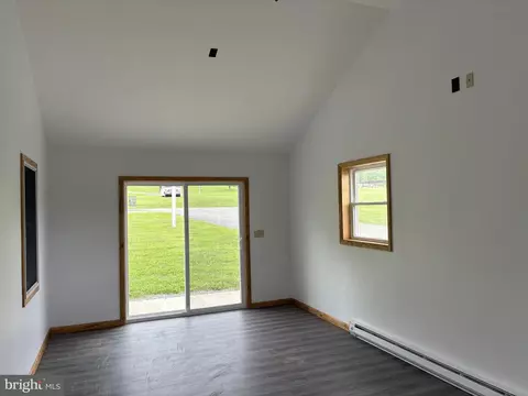 Living - 4319 Viola Pike, Smithmill, PA 16680 photo 2 of 3