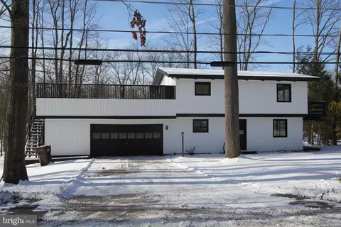 3331 Carribean Rd, Dubois, PA 15801