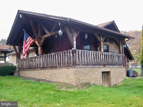 496 Pinetop Rd, Woodland, PA 16881