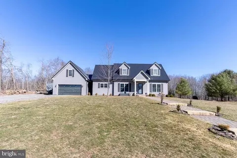 3214 Gray Hollow Rd, Philipsburg, PA 16866