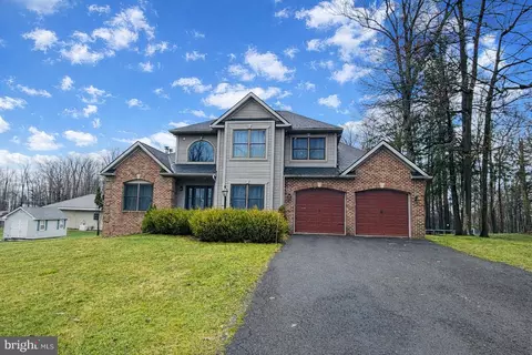 2962 Bay Rd, Dubois, PA 15801