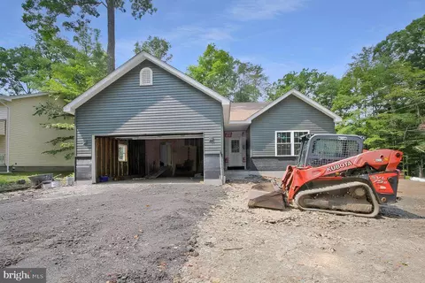 22 Basil Rock Ct, Dubois, PA 15801