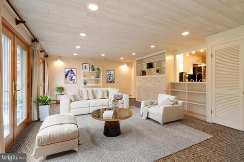 112 W Mitchell Ave, State College, PA 16803