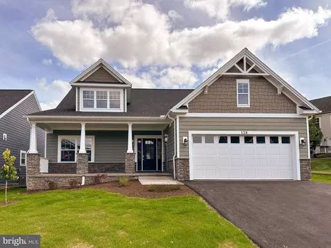 128 Sussex Dr, State College, PA 16801