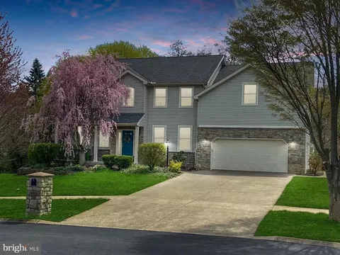 140 Lois Ln, State College, PA 16801