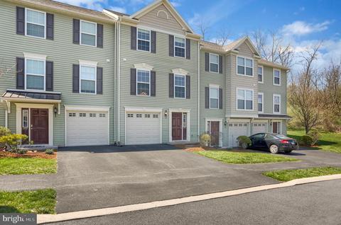 140 Kestrel Ln, Boalsburg, PA 16827