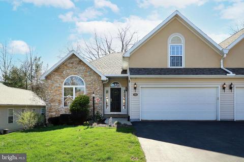 2465 Circleville Rd #106, State College, PA 16803