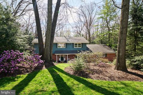 1698 Princeton Dr, State College, PA 16803