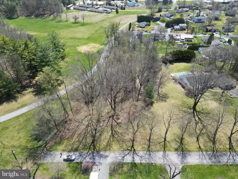 1310 Summit Dr, Bellefonte, PA 16823
