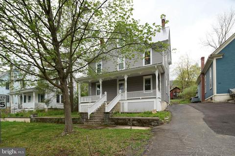 729 Berry St, Lemont, PA 16851