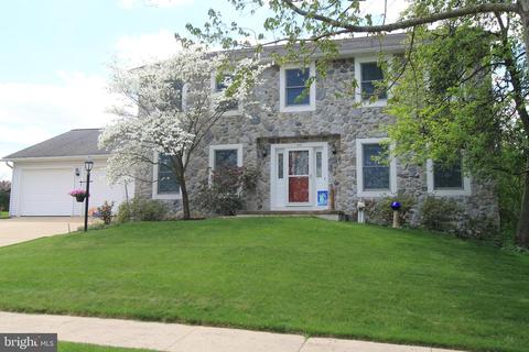 120 Oak Pointe Cir, State College, PA 16801
