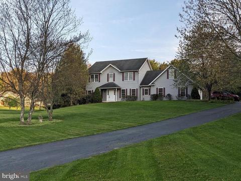 311 Manhasset Dr, Port Matilda, PA 16870