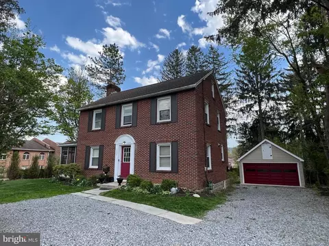 332 E Whitehall Rd, State College, PA 16801